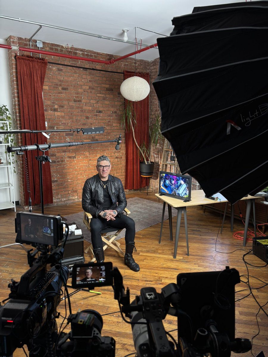 𝐌𝐢𝐭𝐜𝐡 𝐇𝐨𝐫𝐨𝐰𝐢𝐭𝐳 tweet media