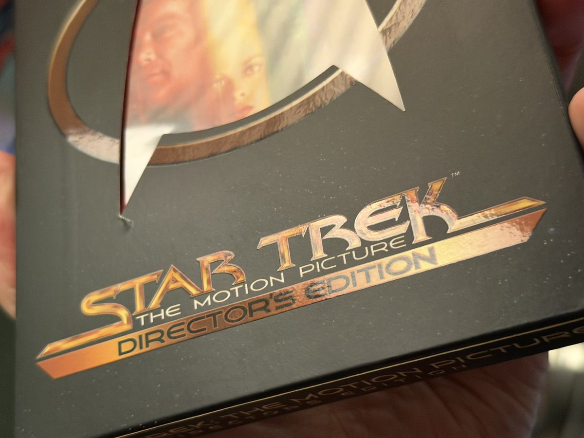 4K ᑕOᒪᒪEᑕTIᐯE tweet media