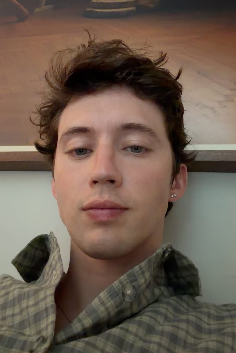 ‎ ‎ ‎ ‎‎‎ *‎ ‎ ‎ ‎‎‎‎ ‎𝐝𝐞𝐜𝐥𝐚𝐧 , 𝓫𝓪𝓫𝔂 .ᐟ tweet media