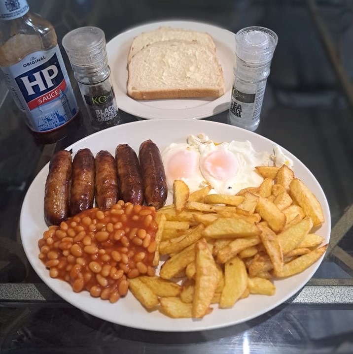 Dinner with Beans 🍽️ tweet media