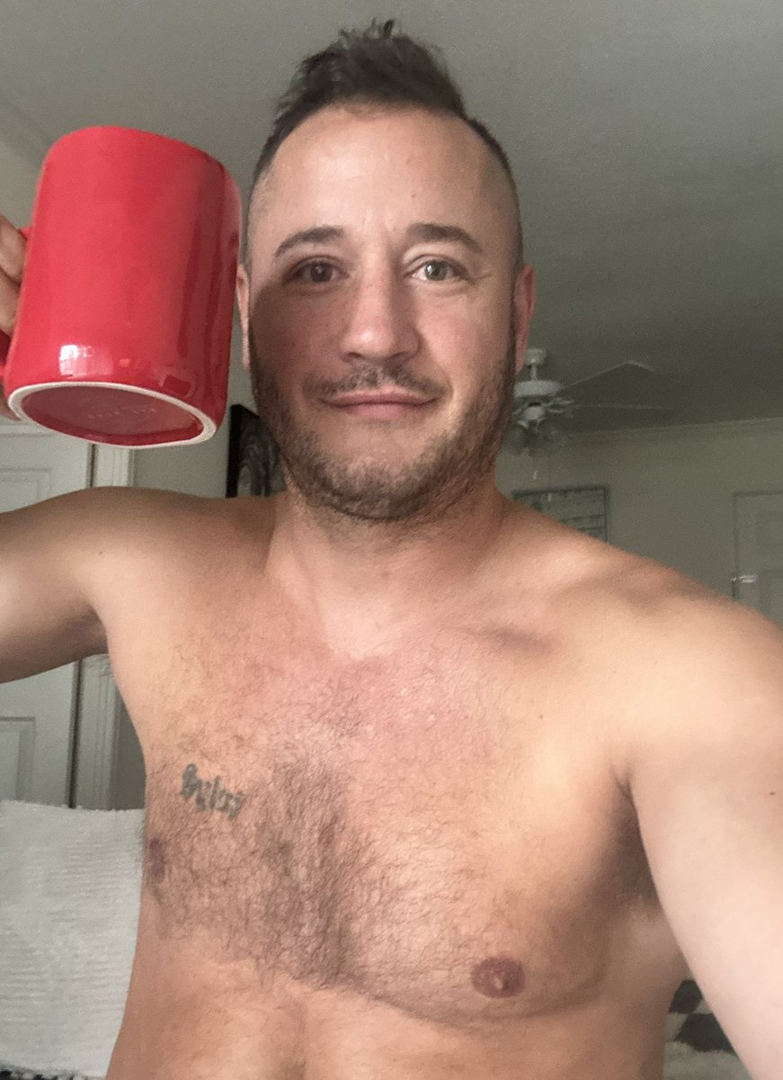 Lucky Tucker tweet media