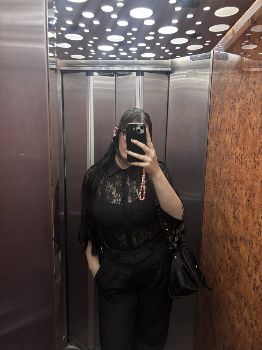 🕸️elesa🕷️ tweet media