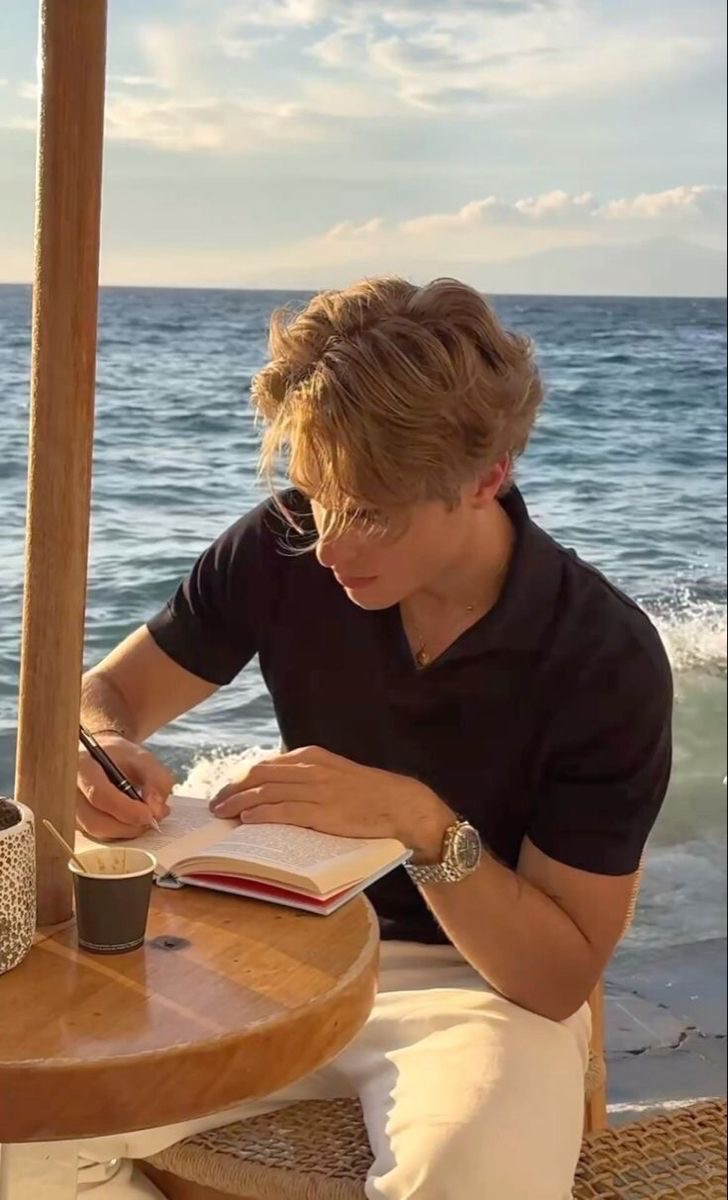 Obama | era pozorów tweet media