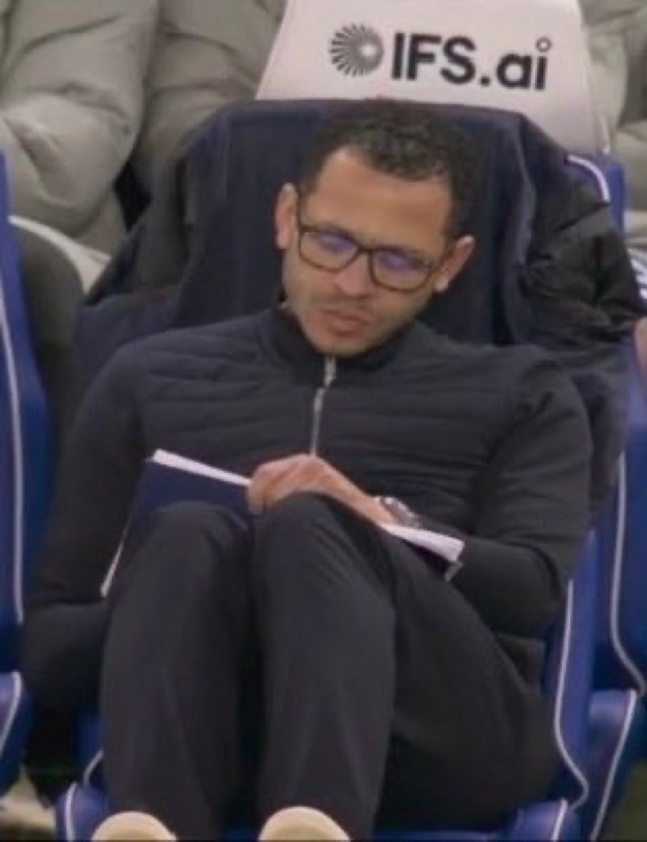 SuperChelsawy's tweet photo. وجه النحس وجه النكبه مالك فيها غير انك ماتملك أدوات أنت سيء وادارتك أسوء ورحيل ( بالمر - انزو - كايسيدو ) في الصيف بسبب مشروعك الفاشل أنت وإدارتك 🫵🏻💦

قفل ملف الأبطال الي وصلك له ماريسكا + التوب فور انساه + الكأس برا بروت فايل بجحشك 👋🏻 https://t.co/kw7qj4cOI9