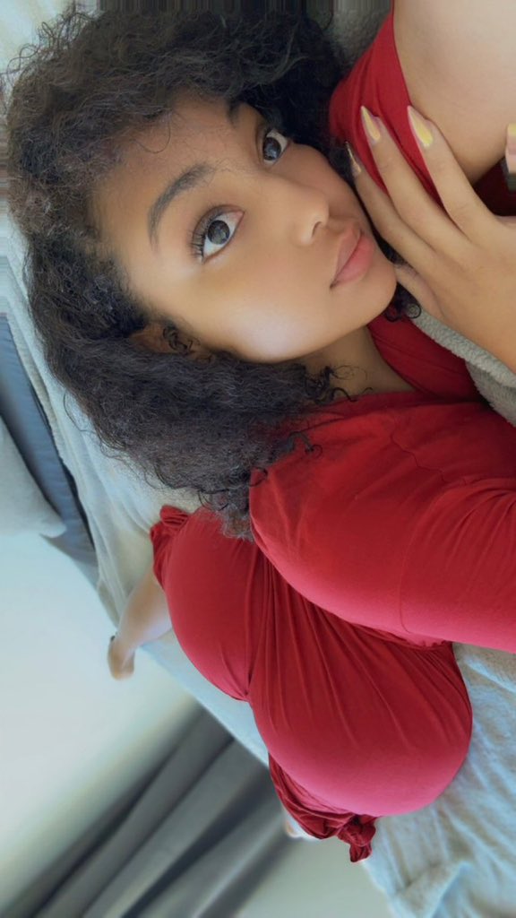 Honey 🛼 tweet media