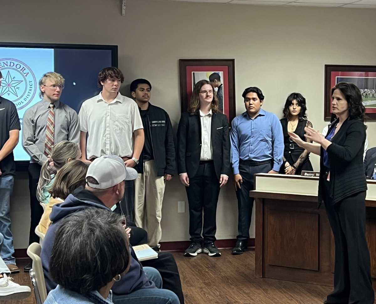 Splendora ISD tweet media