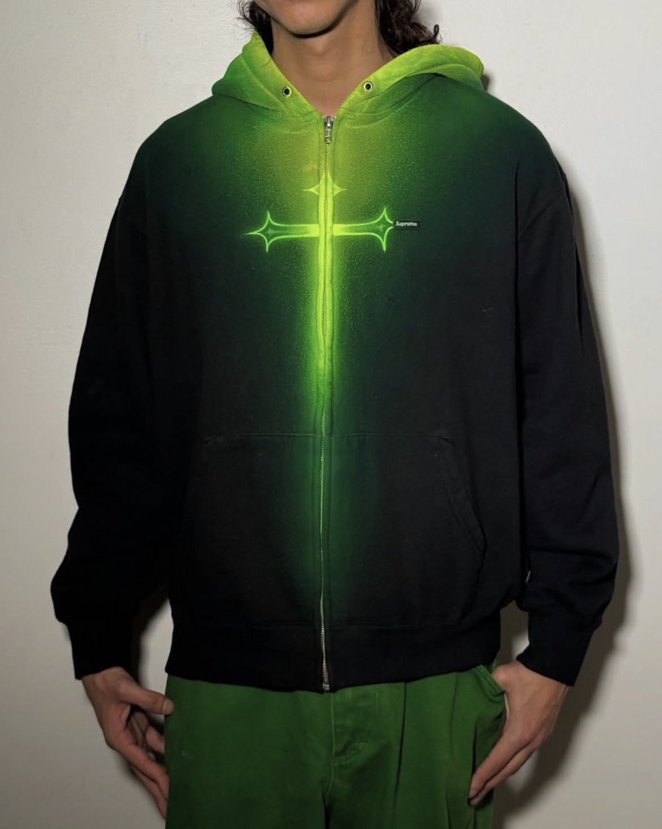 pinkskysyre tweet media