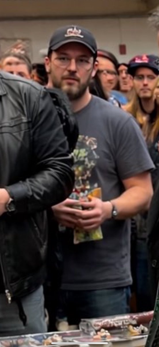 Osh Kosh Big Josh tweet media