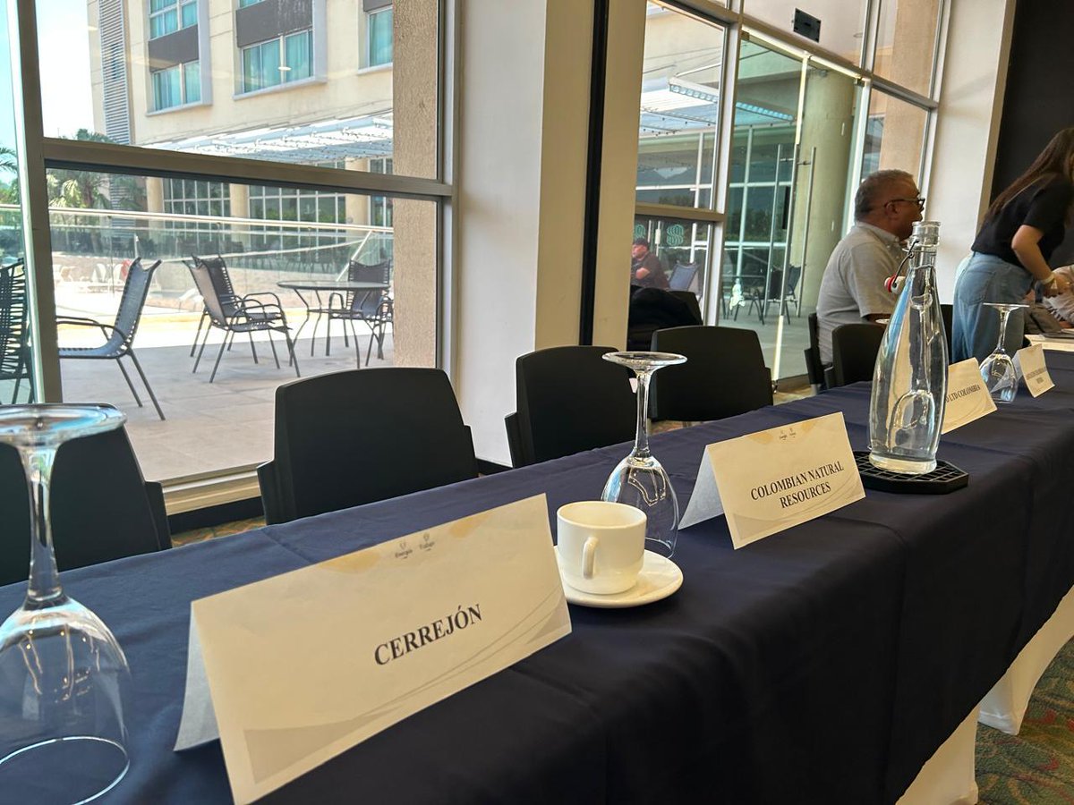 ÚltimaHoraCaracol tweet media