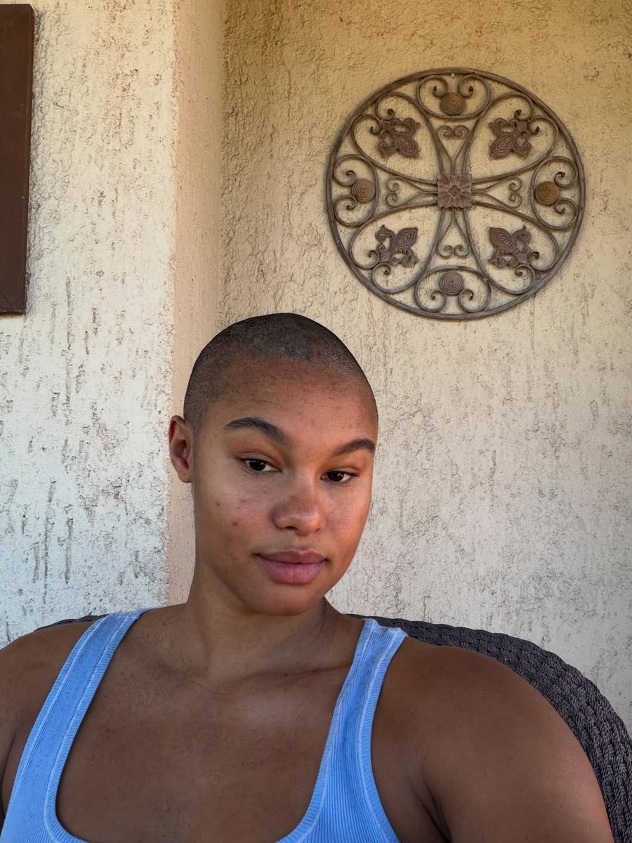 JustWomensBasketball tweet media