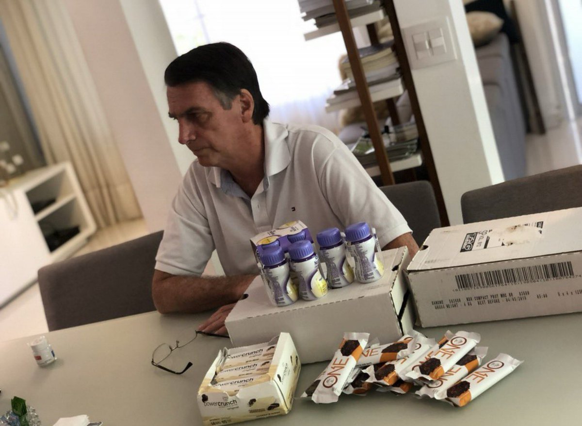 Carlos Bolsonaro tweet media