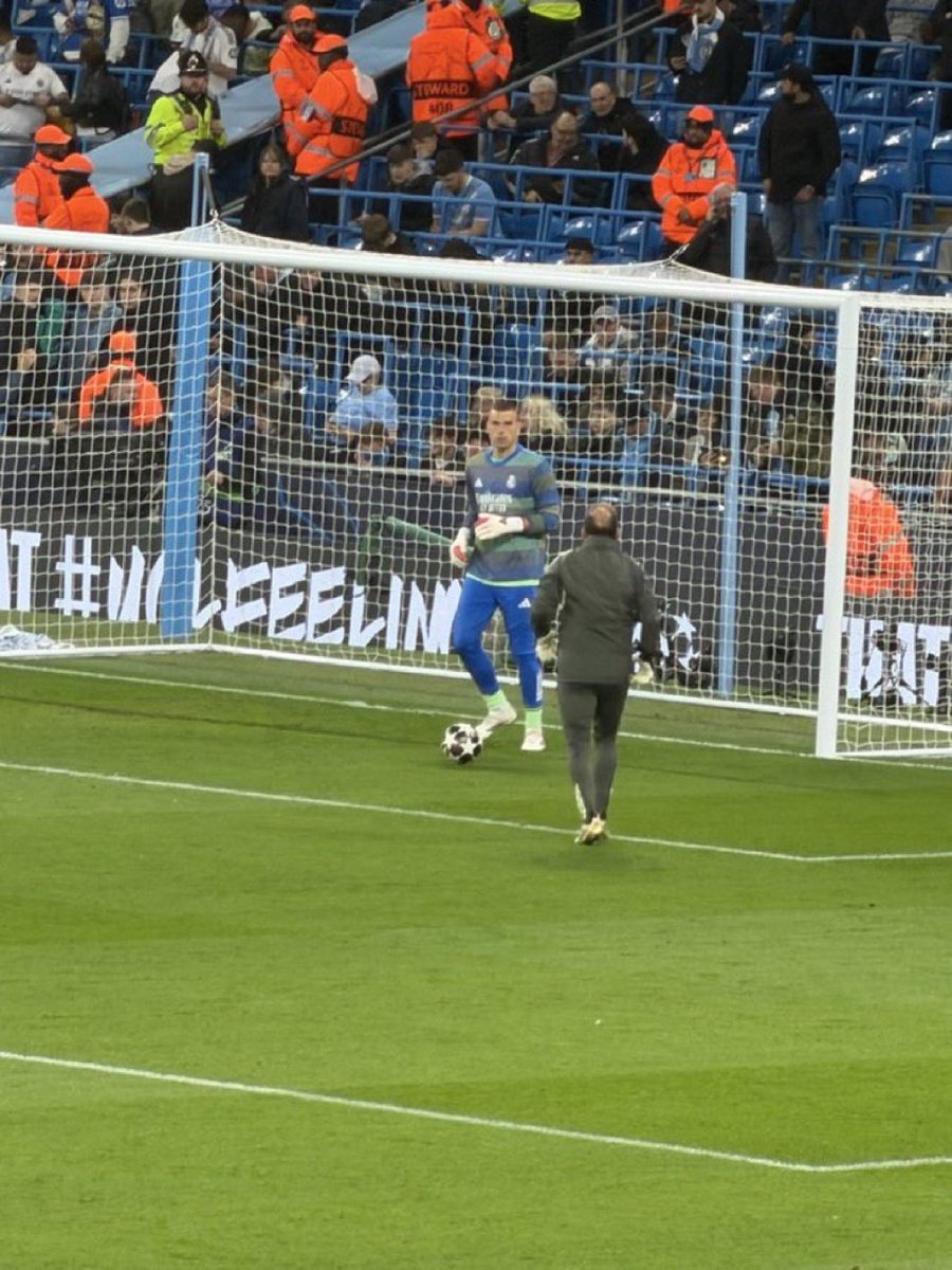 محمود مجيد tweet media