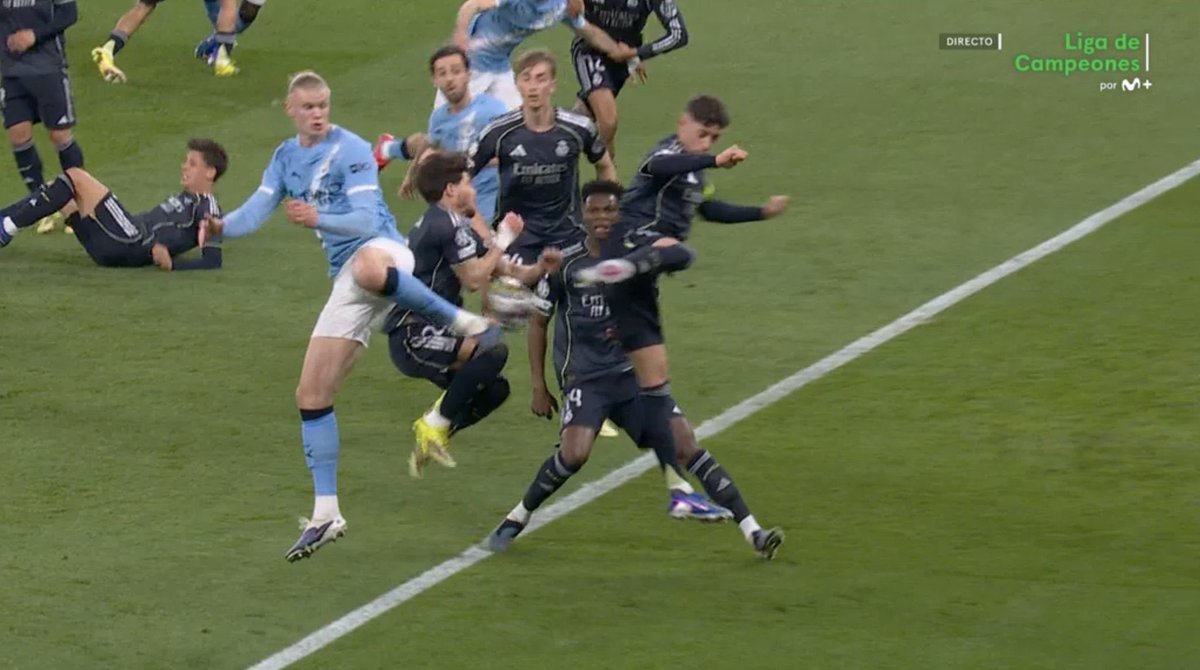 King Stoichkov tweet media