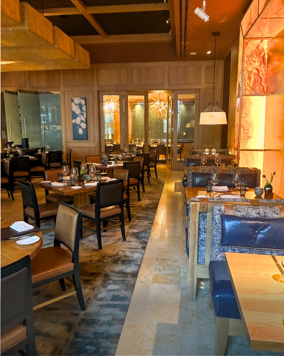 instacoinsus's tweet photo. Experience of the Week - The Ritz Carlton Dallas

The Ritz defines luxury through impeccable service, refined design, and an atmosphere that feels both elevated and effortless. From beautifully appointed suites to its world-class dining, every detail is crafted for a seamless, five-star experience.

Perfectly positioned near Dallas’ premier shopping, dining, and cultural destinations, it offers an ideal balance of privacy and access, making it a staple for those who expect more from their stay.
#ritzcarlton #dallasluxury #luxuryhotels #uptowndallas #luxurytraveller