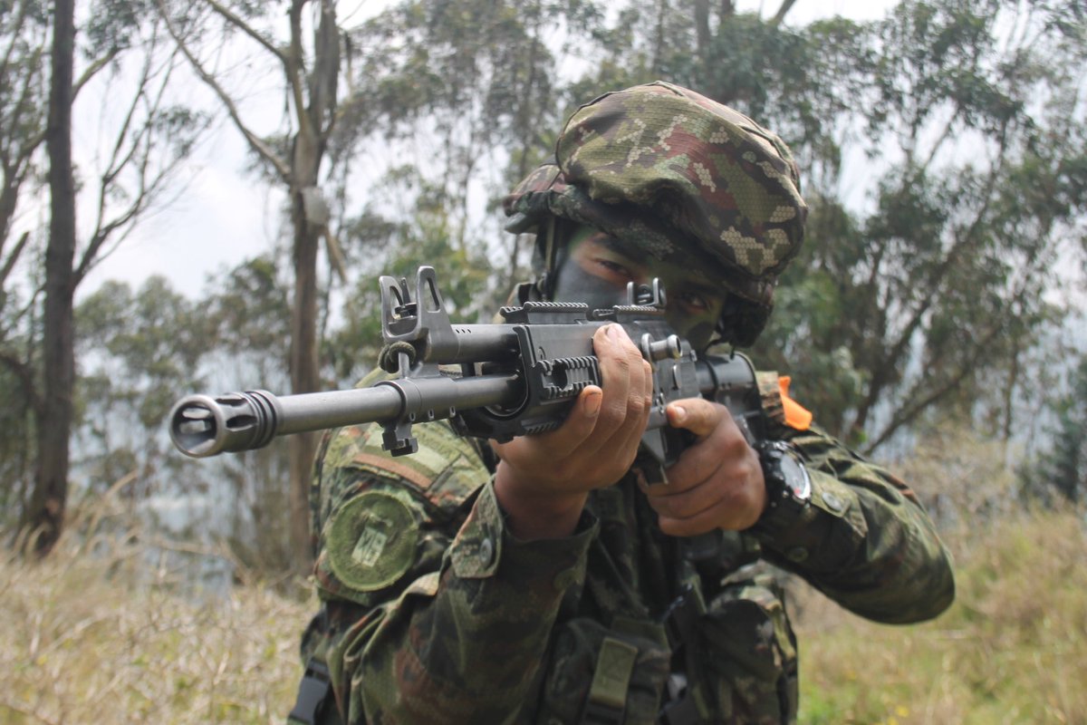 Escuela Militar de Cadetes tweet media