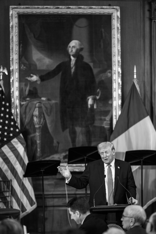 TrumpDailyPosts's tweet photo. "Let us remember the beautiful words of St. Patrick himself:  May the power of God preserve us. May the wisdom of God instruct us. May the hand of God protect us. May the way of God direct us. May the shield of God defend us. & may the host of God guard us." - President Donald J. Trump 🍀