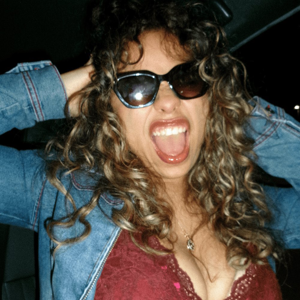 talkofthecharts's tweet photo. Bella Kay’s ‘iloveitiloveitiloveit’ is now the most streamed song released in 2026 by a female artist on Spotify. https://t.co/ChNFpL26b7