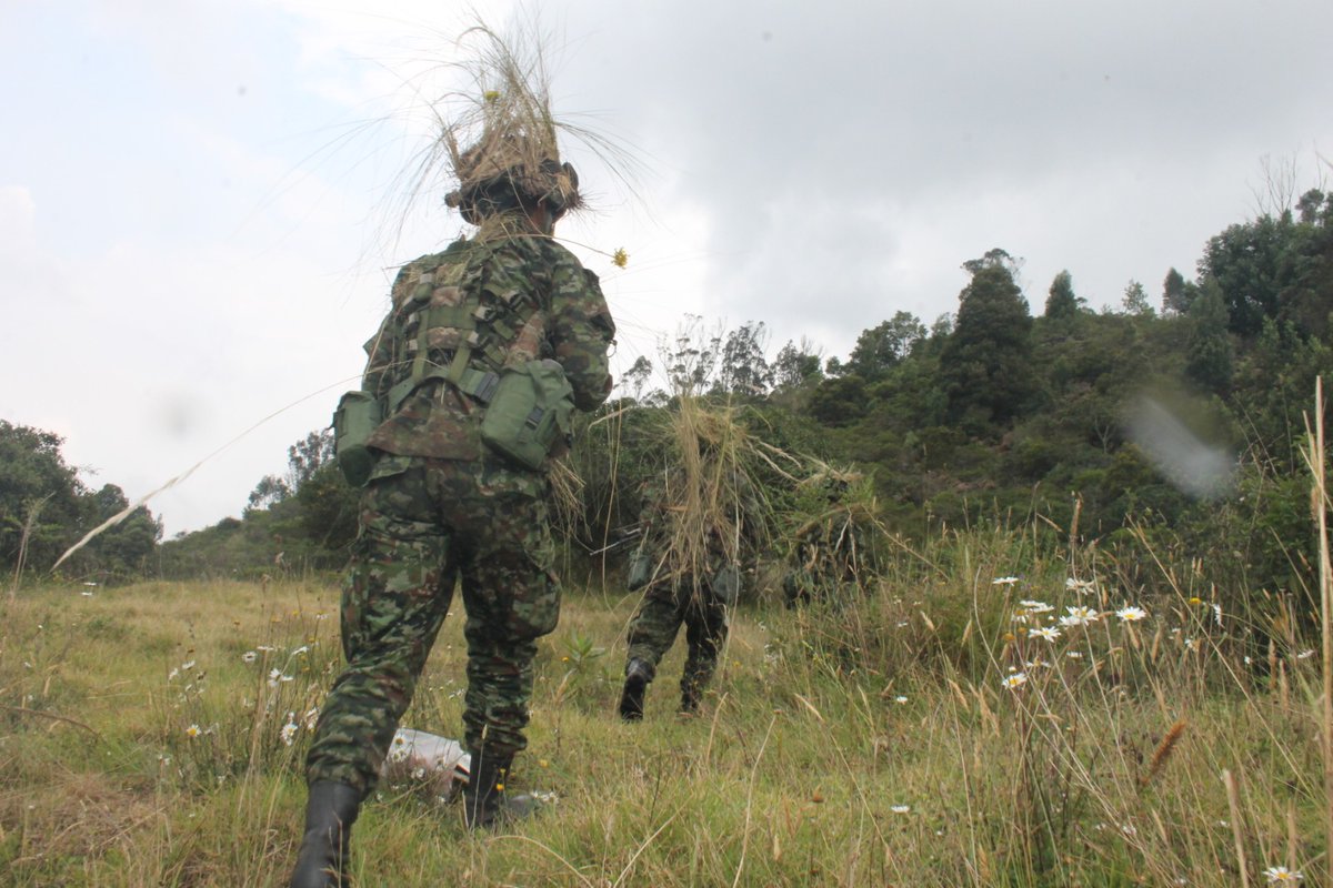 Escuela Militar de Cadetes tweet media