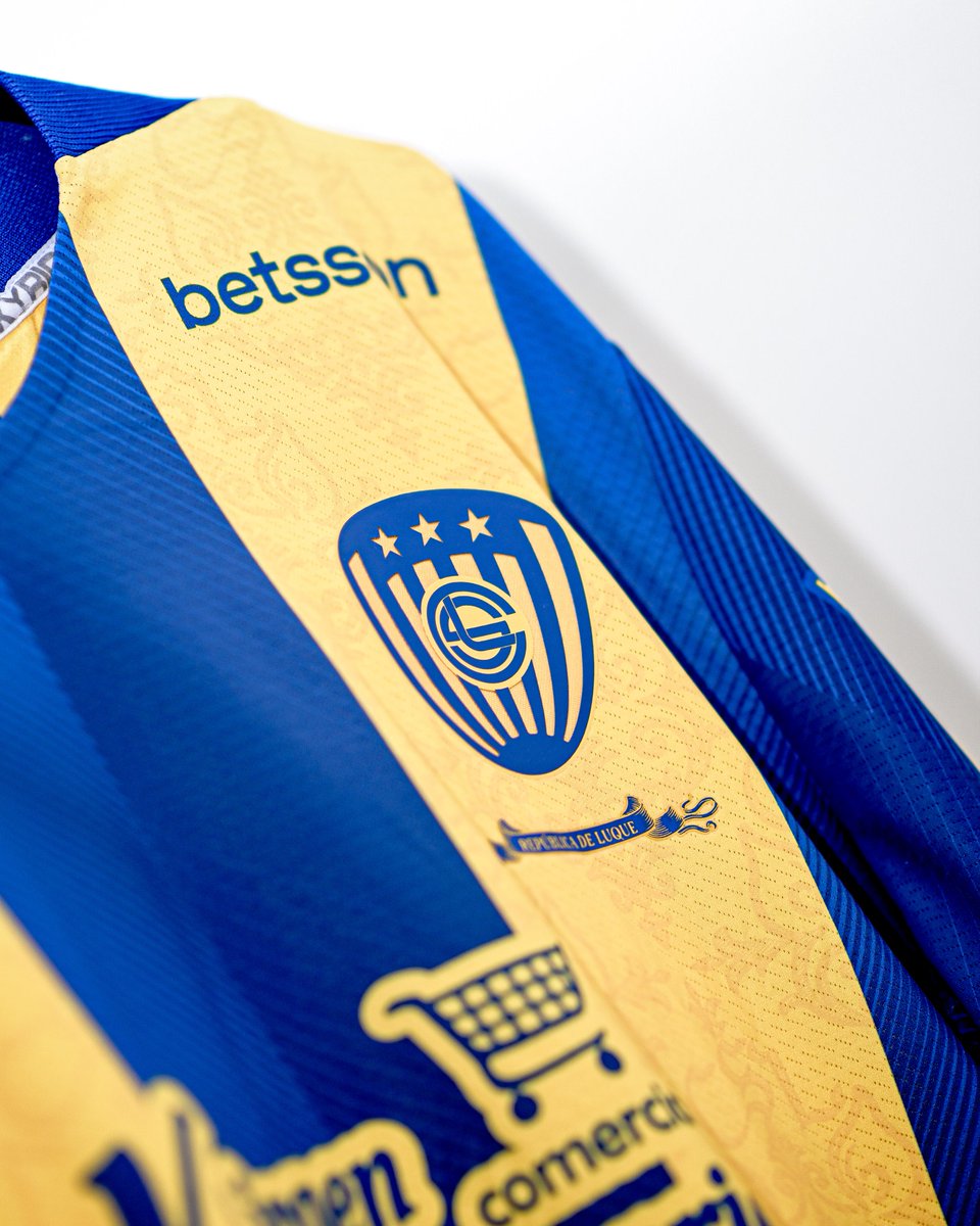 SpLuquenOficial's tweet photo. 𝙋𝙤𝙧 𝙚𝙨𝙩𝙚 𝙚𝙨𝙘𝙪𝙙𝙤, 𝙝𝙤𝙮 𝙙𝙚𝙟𝙖𝙢𝙤𝙨 𝙩𝙤𝙙𝙤 💙💛 https://t.co/OYiA2Ao5an