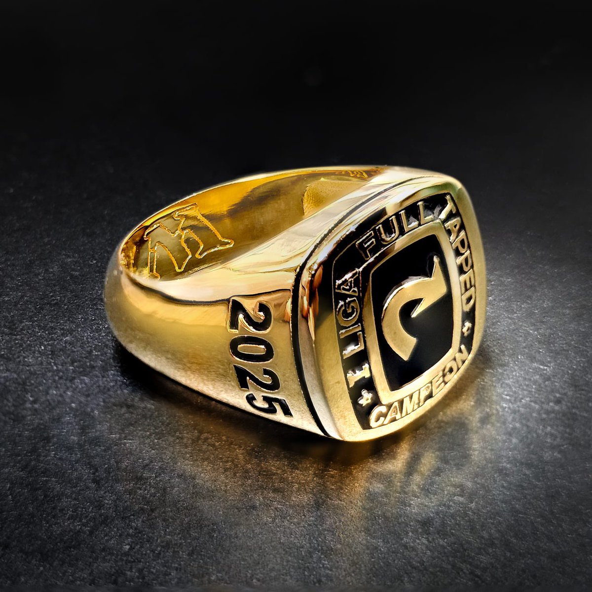 FullTapped tweet media