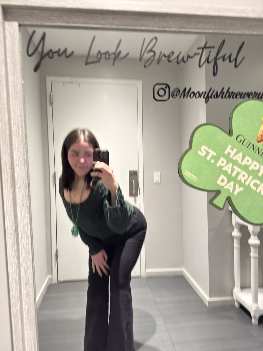 alyssa tweet media