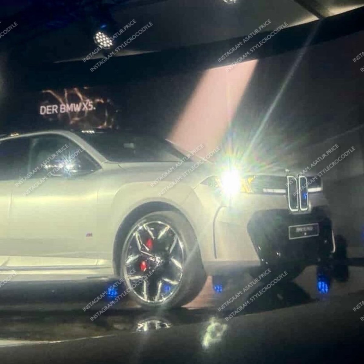 Lee ◡̈ tweet media