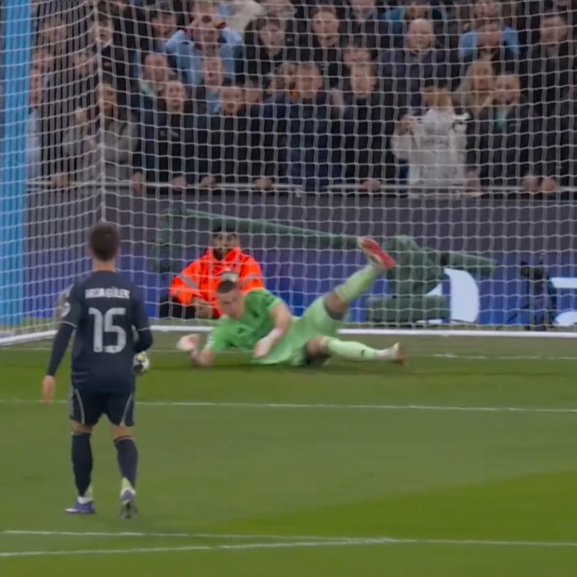 mimidynamightt's tweet image. LUNIN MY GOAT