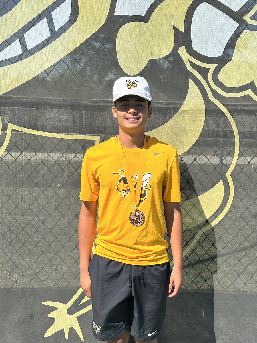 EC Hornet Tennis tweet media