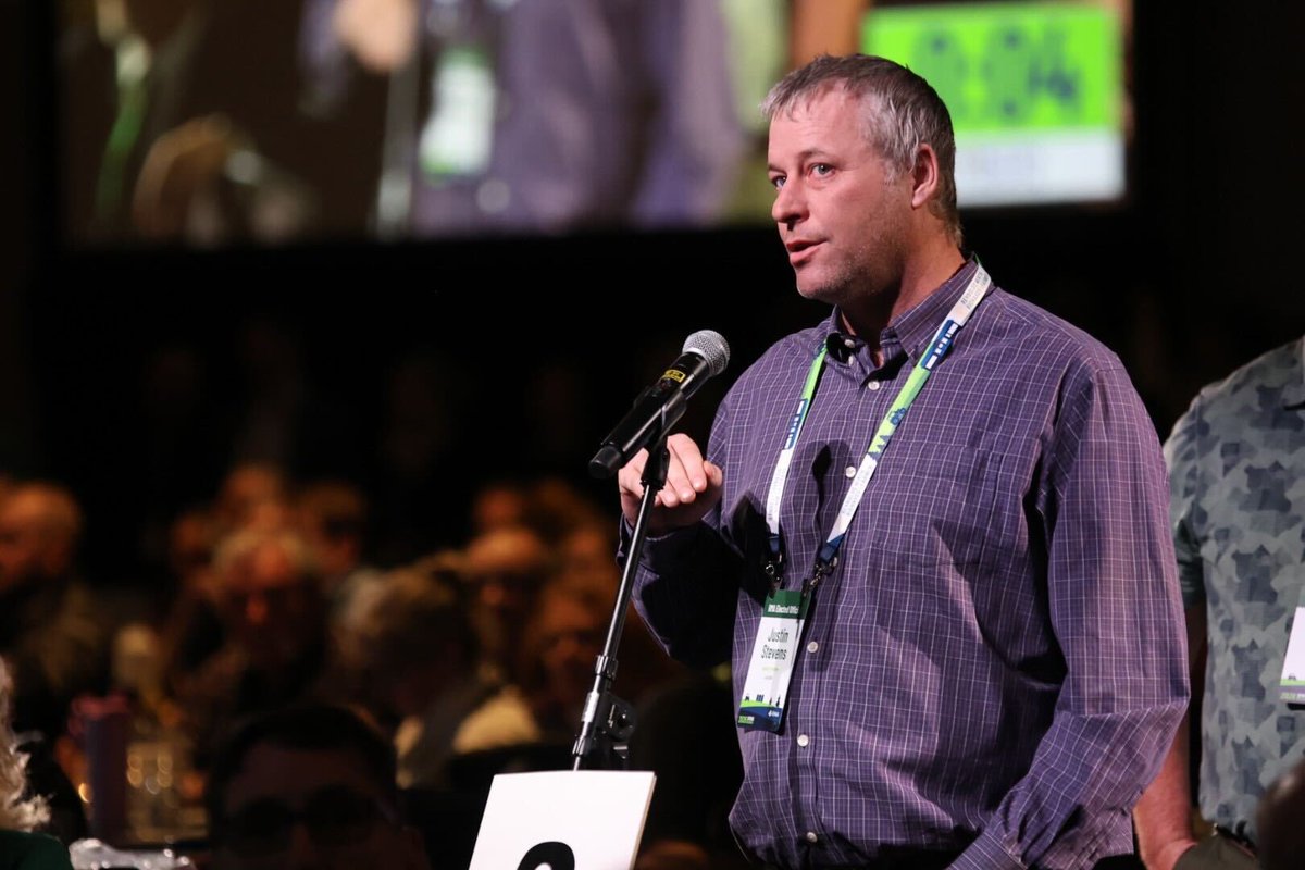 Danielle Smith tweet media