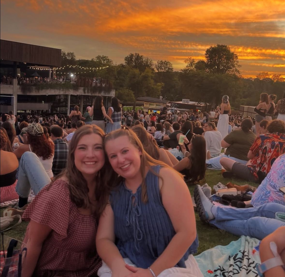 Merriweather Post Pavilion tweet media