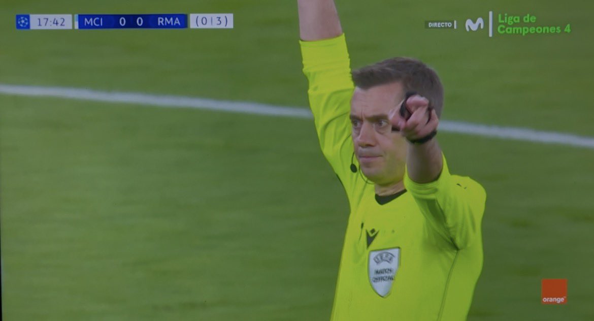 AL SEGUNDO PALO | Árbitro tweet media