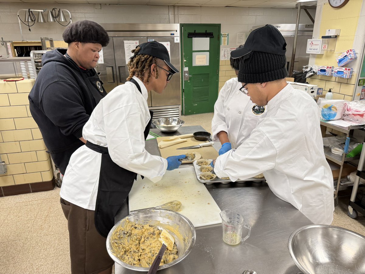 Western High School tweet media