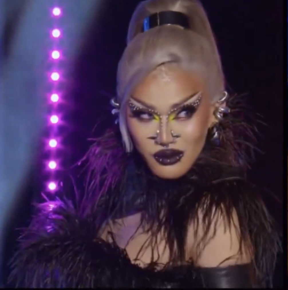 m1ntyzone's tweet photo. Her mug in this last episode still ate as expected
#TeamMintyFresh #TheFutureIsFresh #DragRaceUK #UKvsTheWorld https://t.co/L29uJ6cq2P