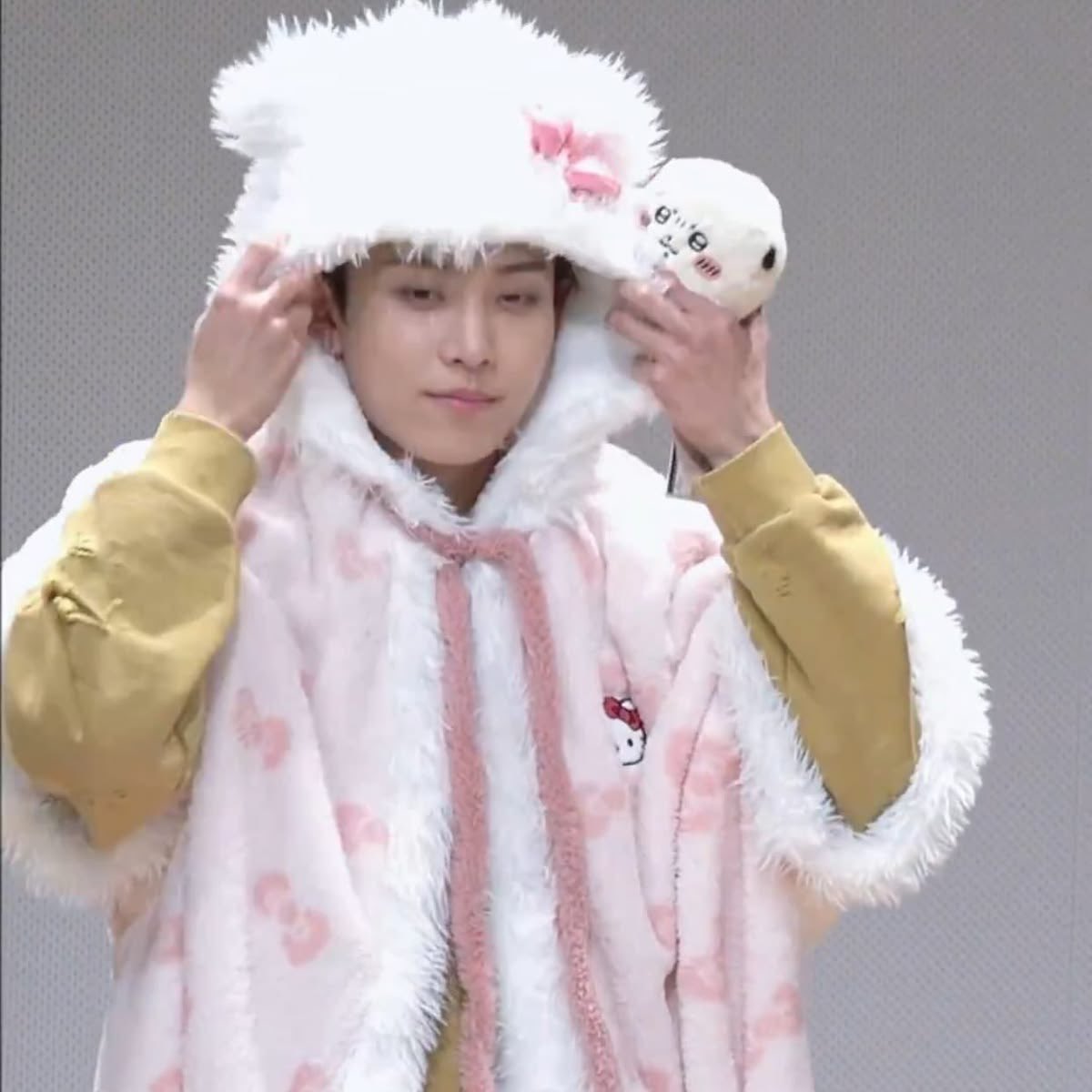 dani skz day tweet media