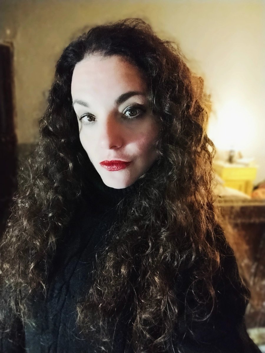 Valentina Cano Repetto - Preorder LOBA Today! tweet media