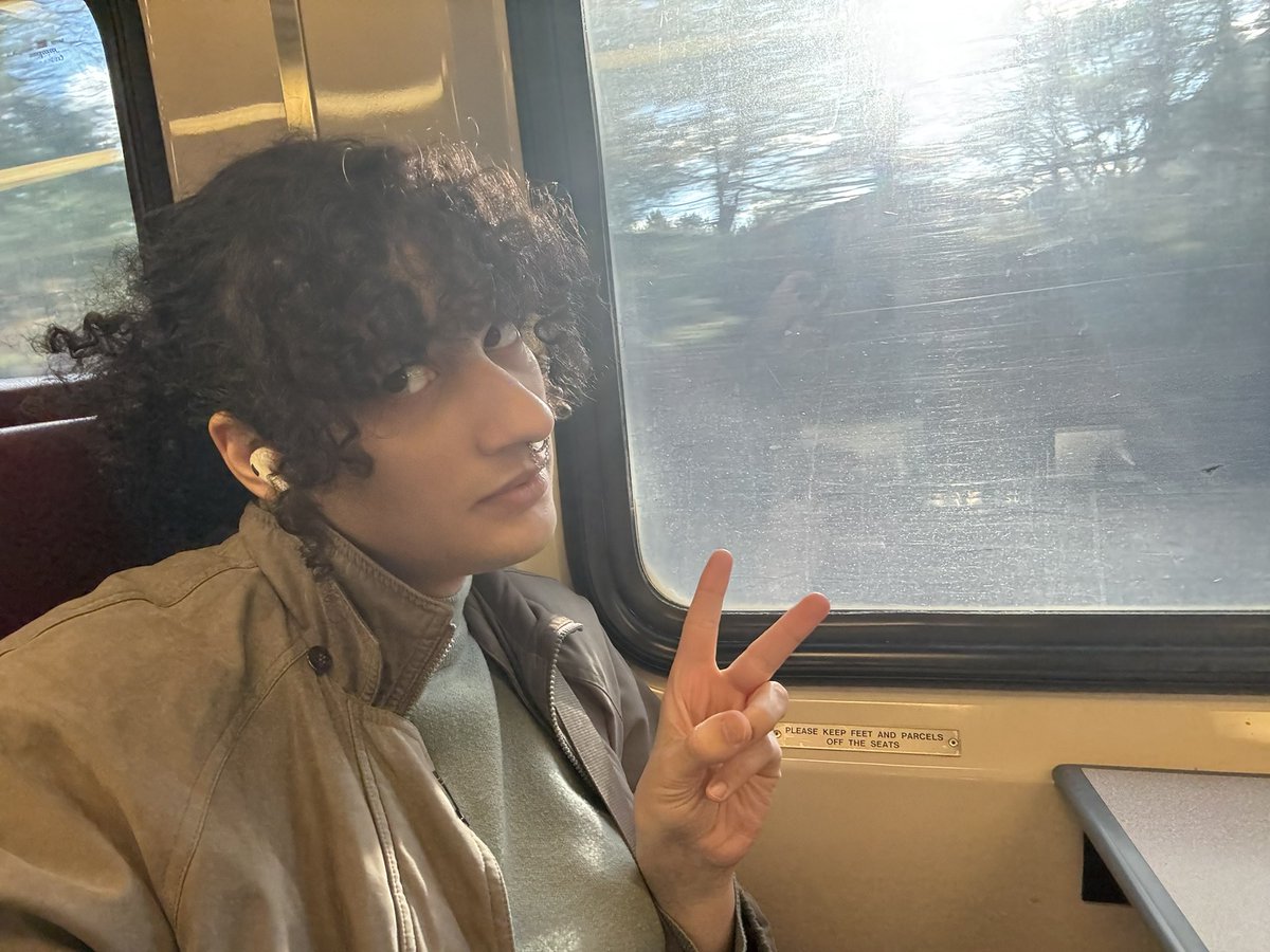 lilith 🔜 FE tweet media