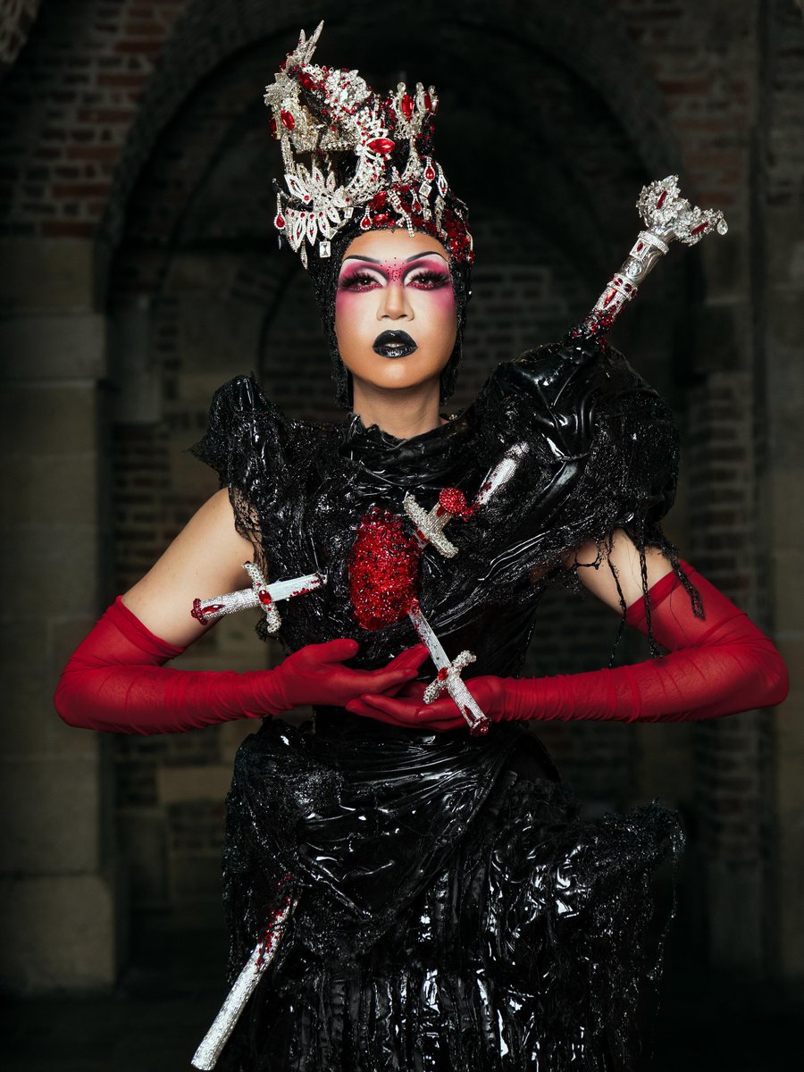 DragBasee's tweet image. Tia Kofi stuns in her step-down look for #DragRaceUK vs The World.