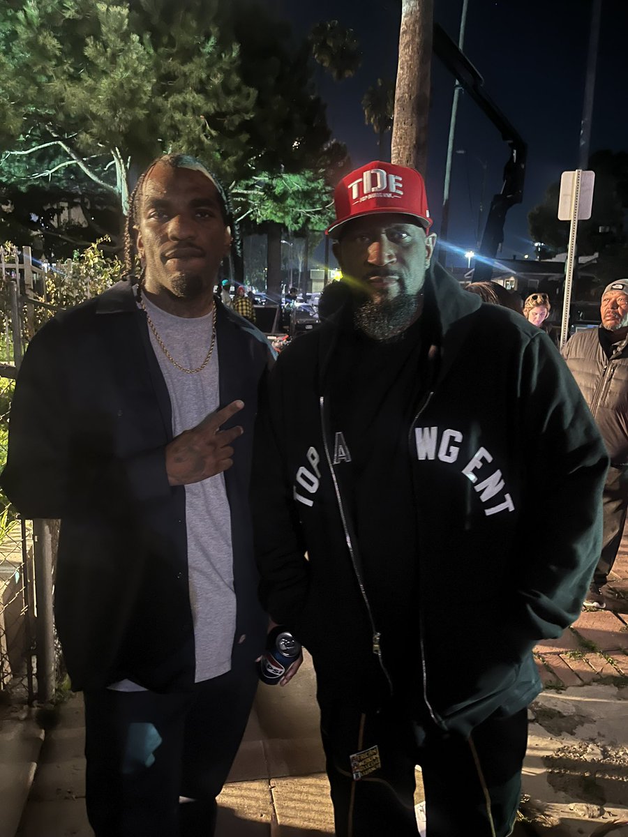 Hitta J3 tweet media