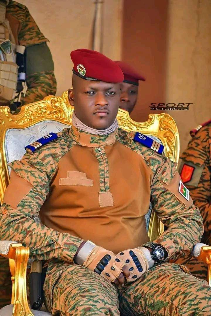 zoomafrika1's tweet photo. Burkina Faso announces a ban on gay marriage. Do you support Captain Ibrahim Traore? 

A. YES 
B. NO https://t.co/MaZjaBtIBO
