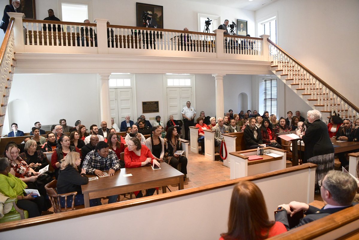 Congressman Eugene Vindman tweet media