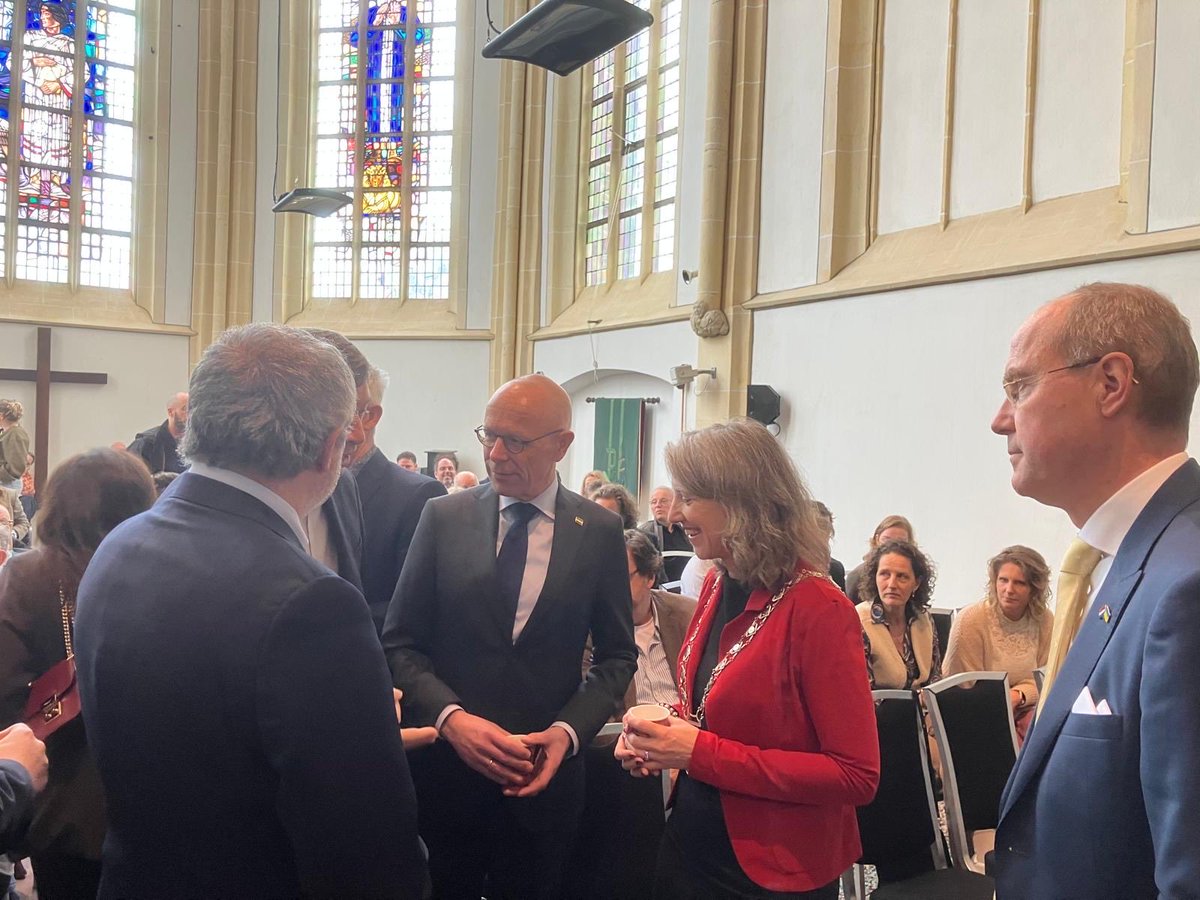 Karel Burger Dirven tweet media