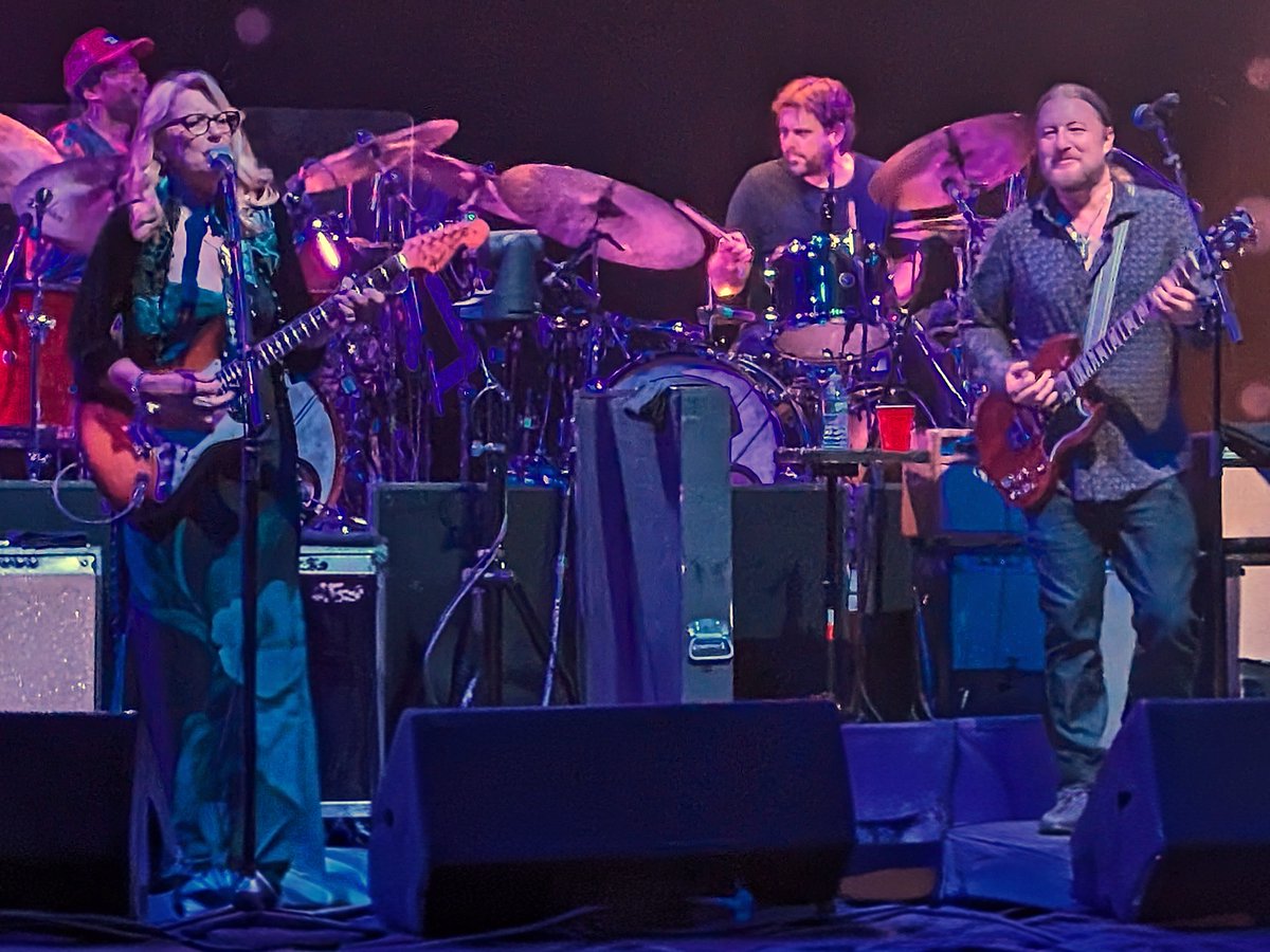 Everynight Charley tweet media