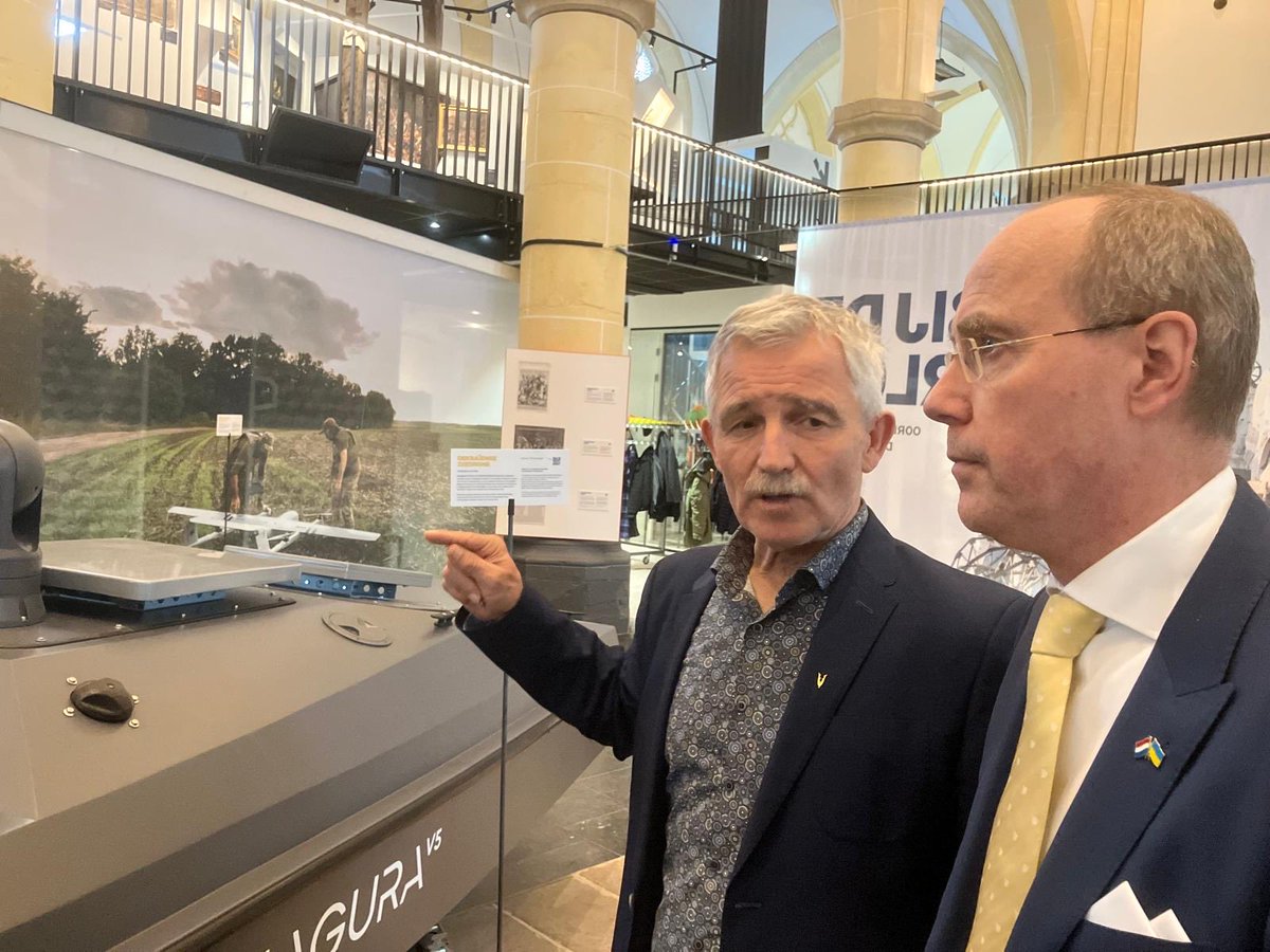 Karel Burger Dirven tweet media