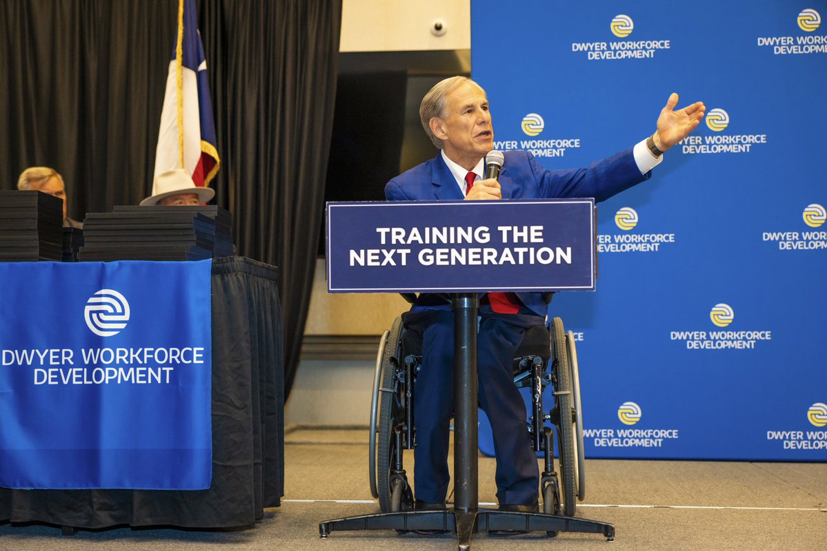 Governor Abbott Press Office tweet media
