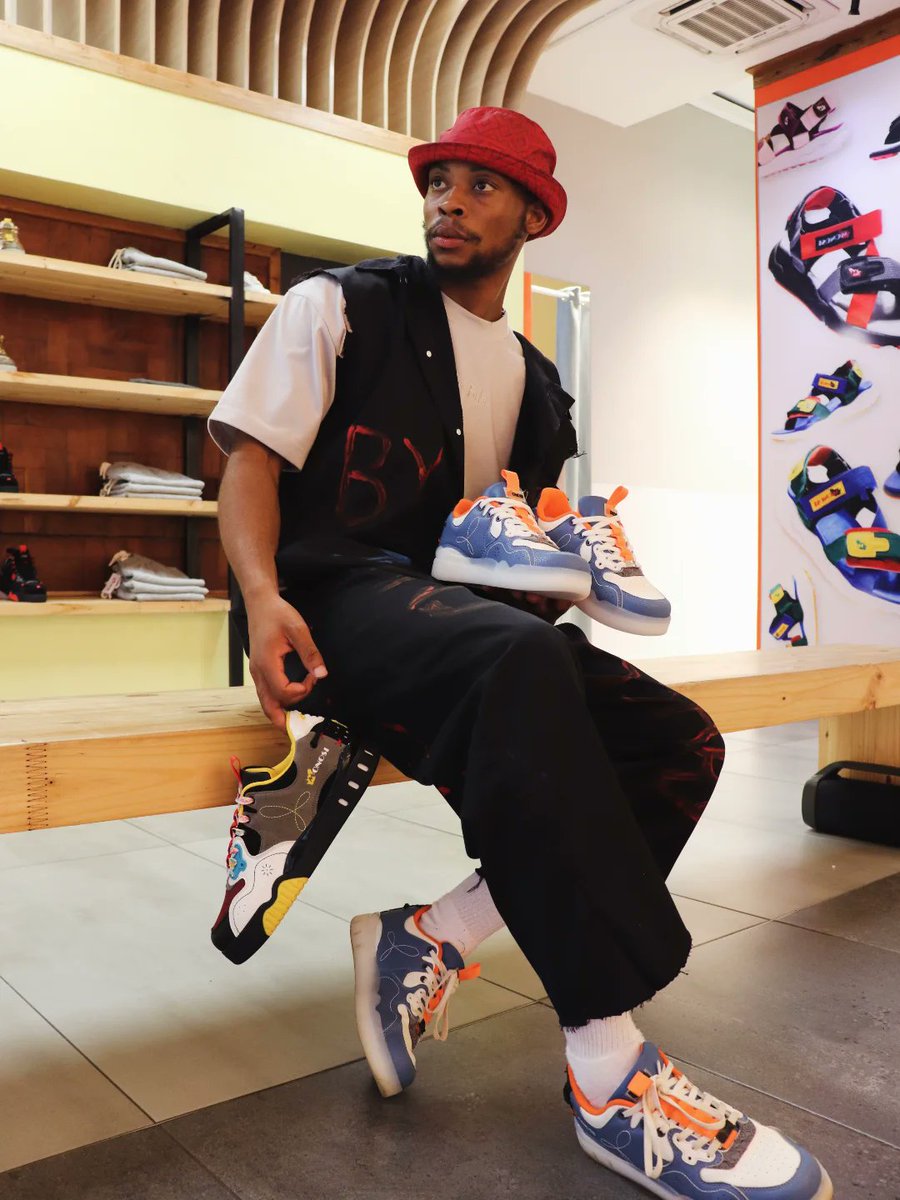 Ofentse Modise tweet media