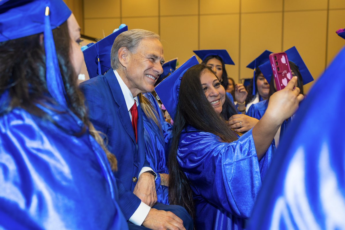 Governor Abbott Press Office tweet media