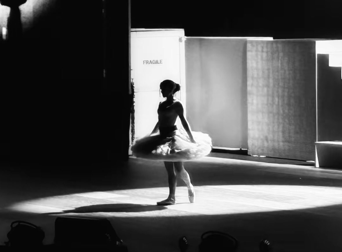 Rosalía = arte constante 
🪽🦢🩰