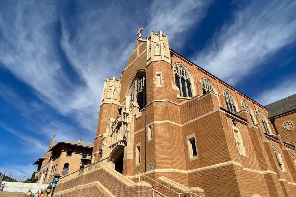 MythoSolaria🏜️ tweet media