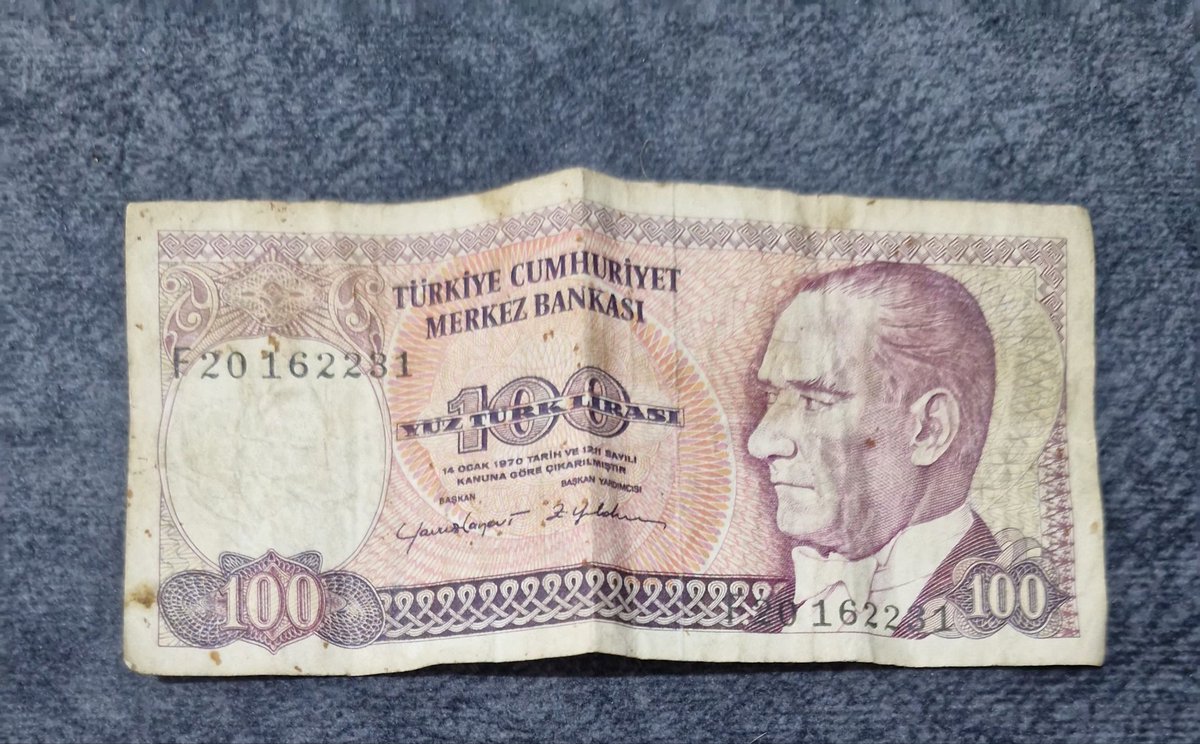 Pelin Ay tweet media