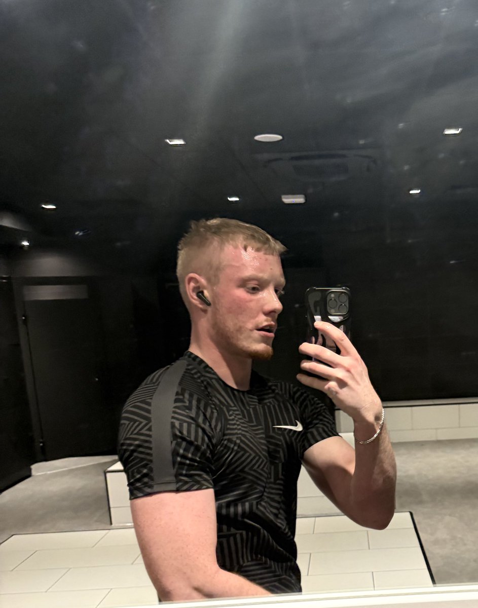 CHAVBARB tweet media